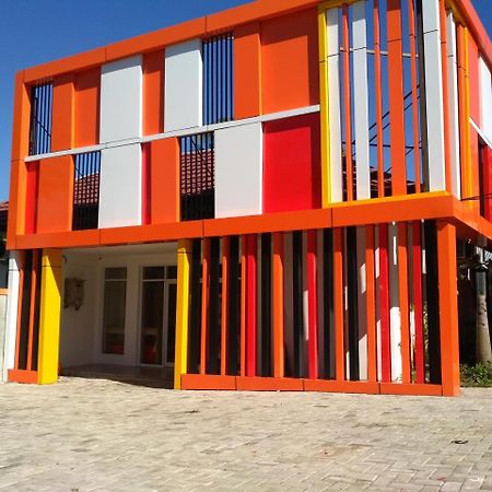 Djo Front One Inn Bengkulu Exterior photo