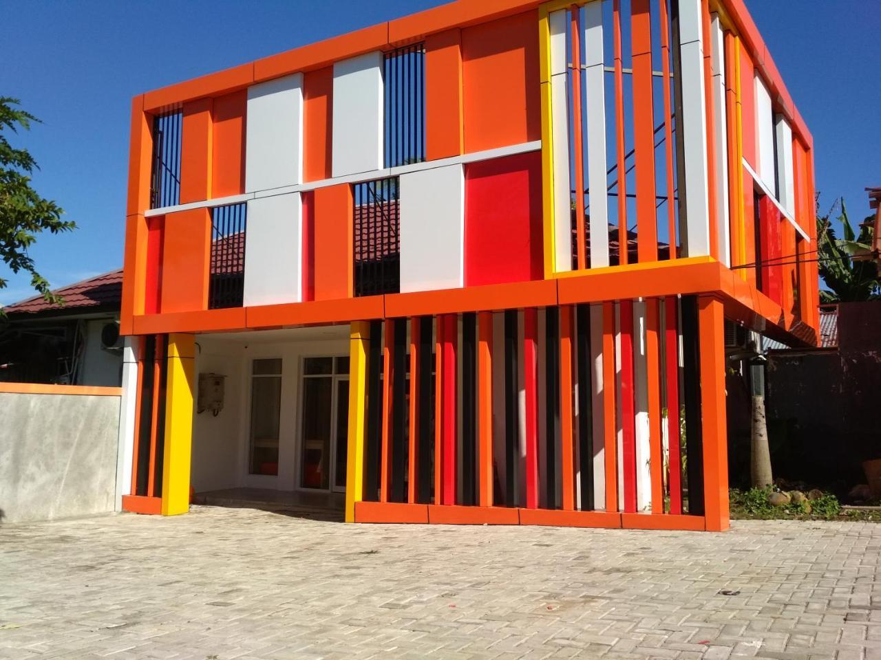 Djo Front One Inn Bengkulu Exterior photo